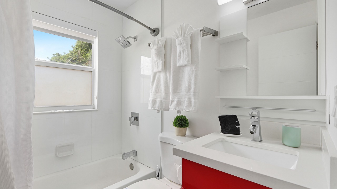 Photo of Bathroom in Highland Garden