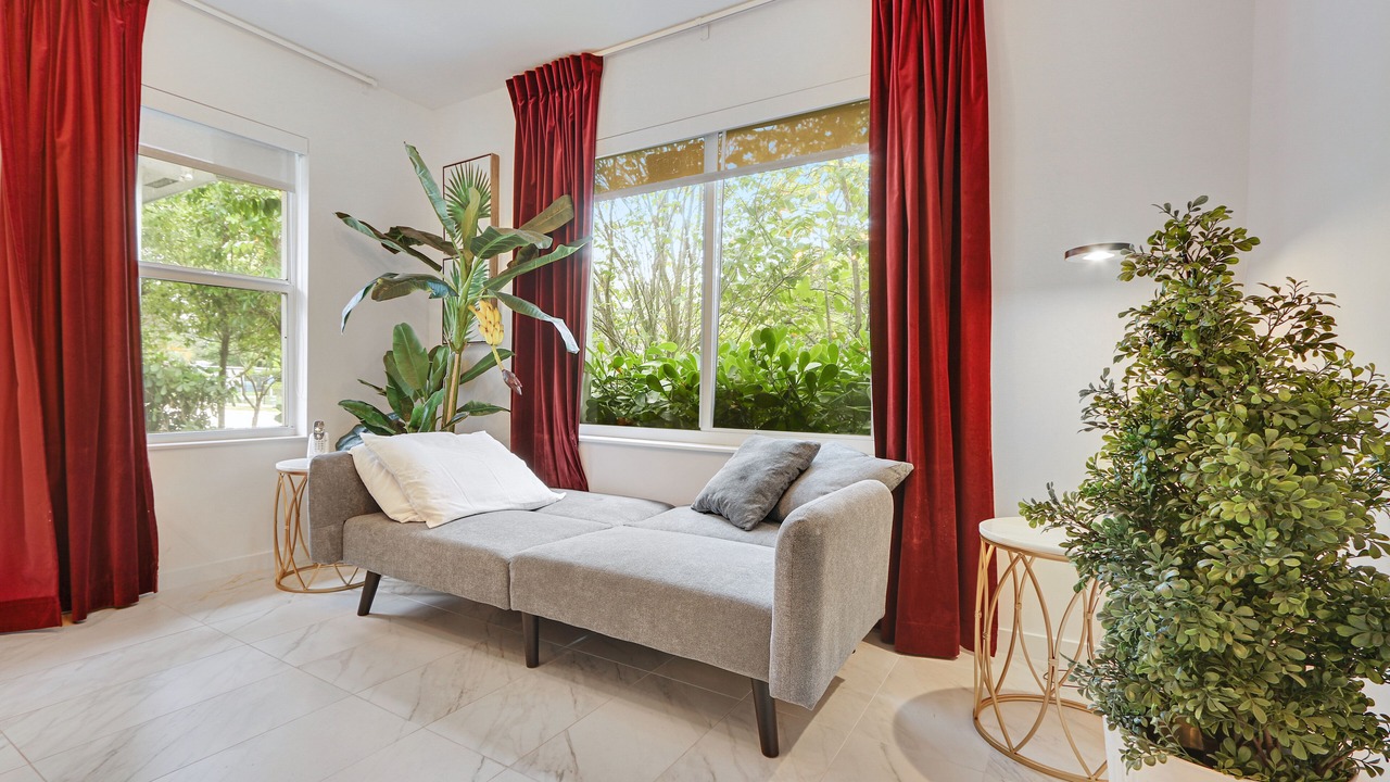 Photo of Livingroom in Highland Garden