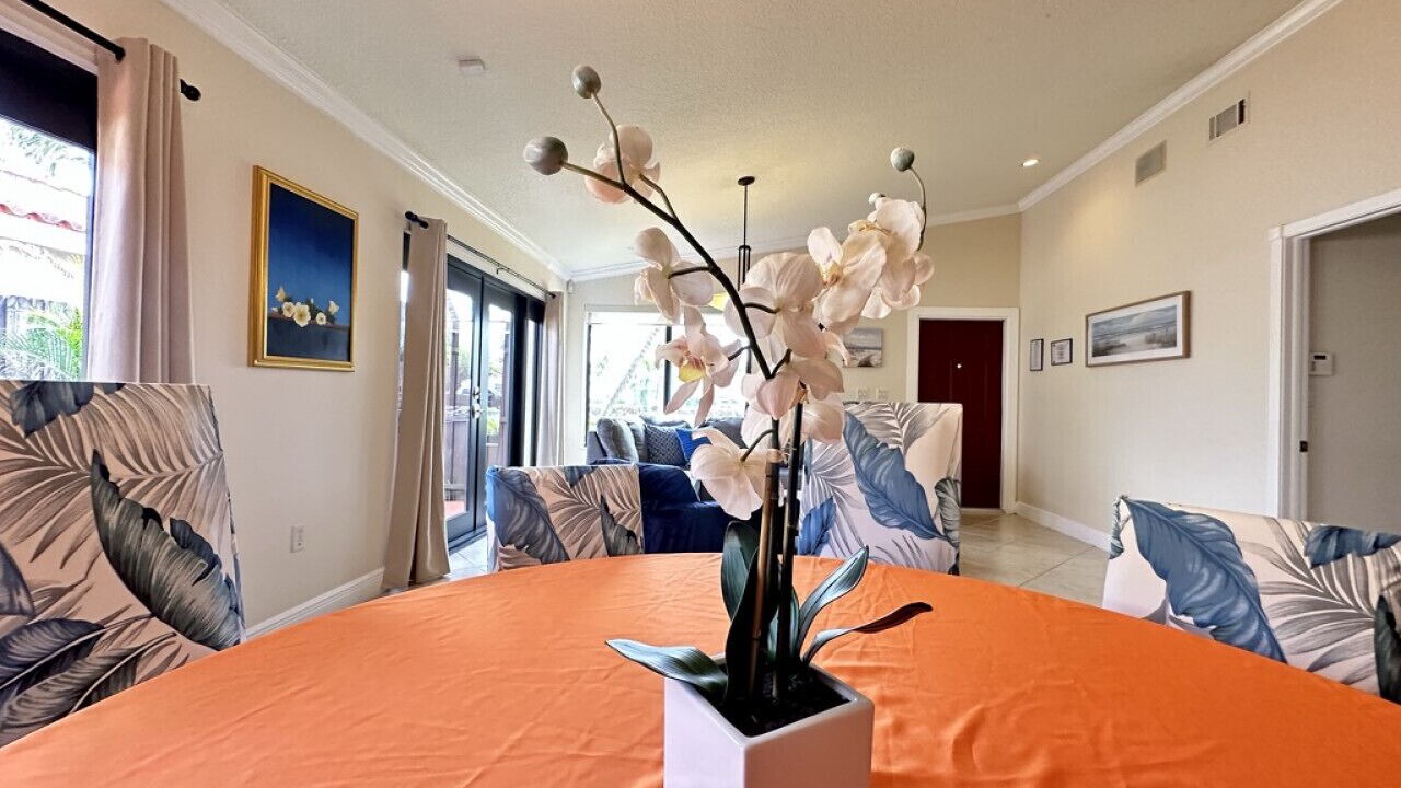 Photo of Bedroom in Sunset