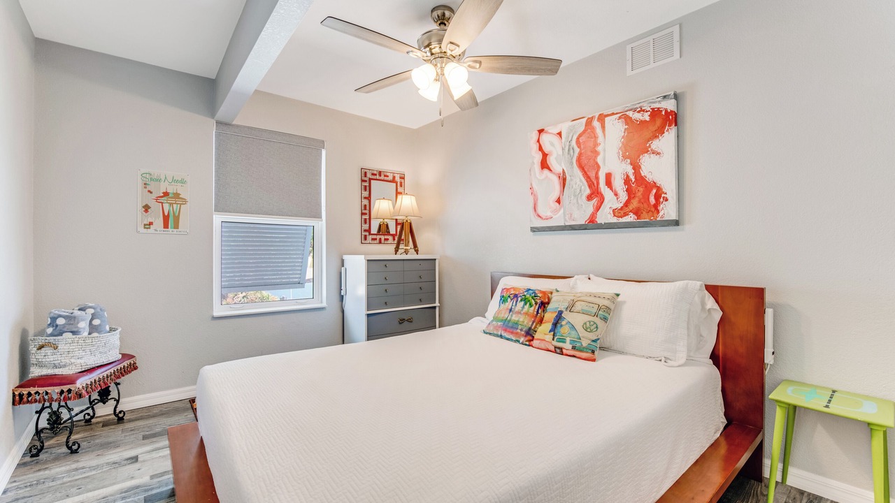 Photo of Bedroom in Oakdale Park