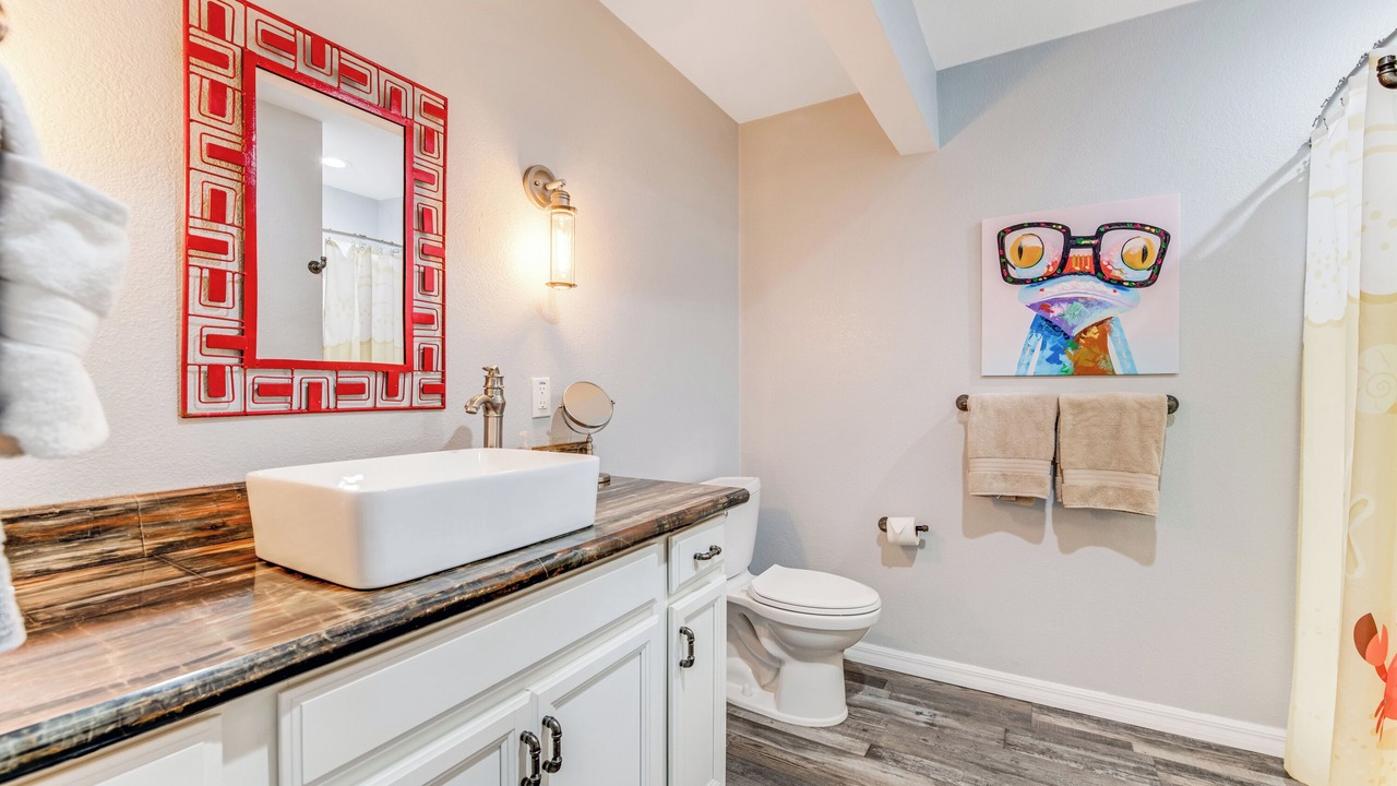 Photo of Bathroom in Oakdale Park