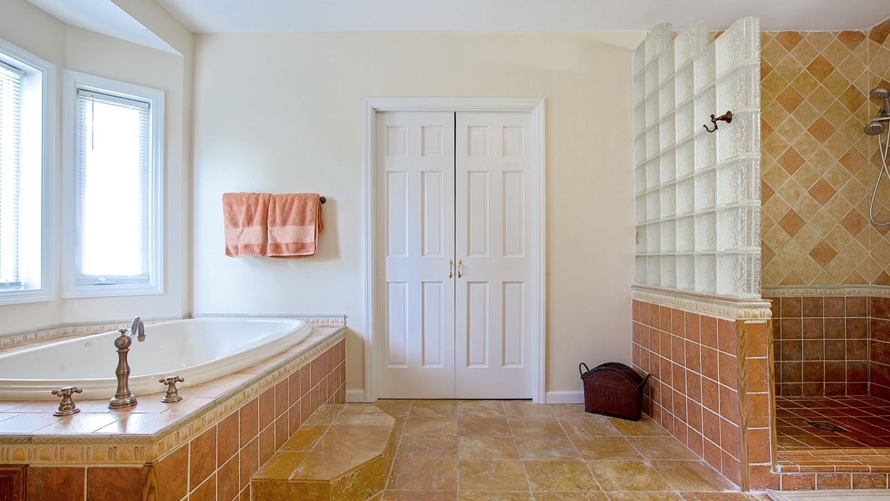 Photo of Bathroom in Parrot Cove