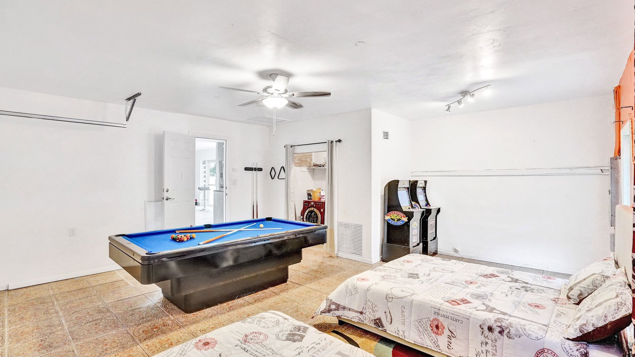 Photo of Bedroom in Miami Gardens