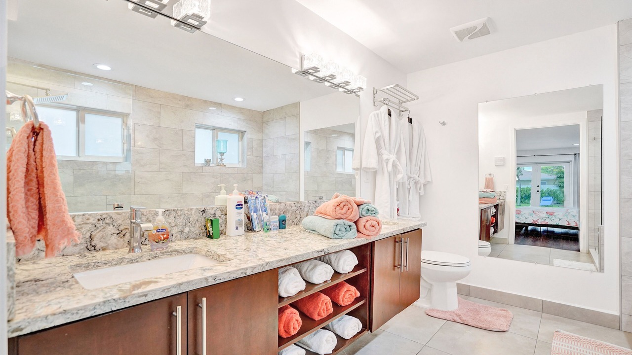 Photo of Bathroom in Miami Gardens