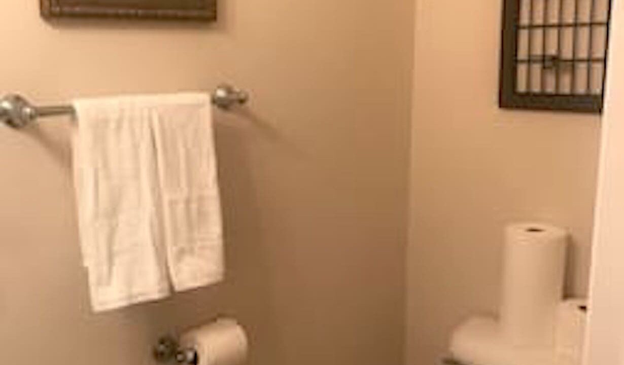 Photo of Bathroom in Doctors Inlet