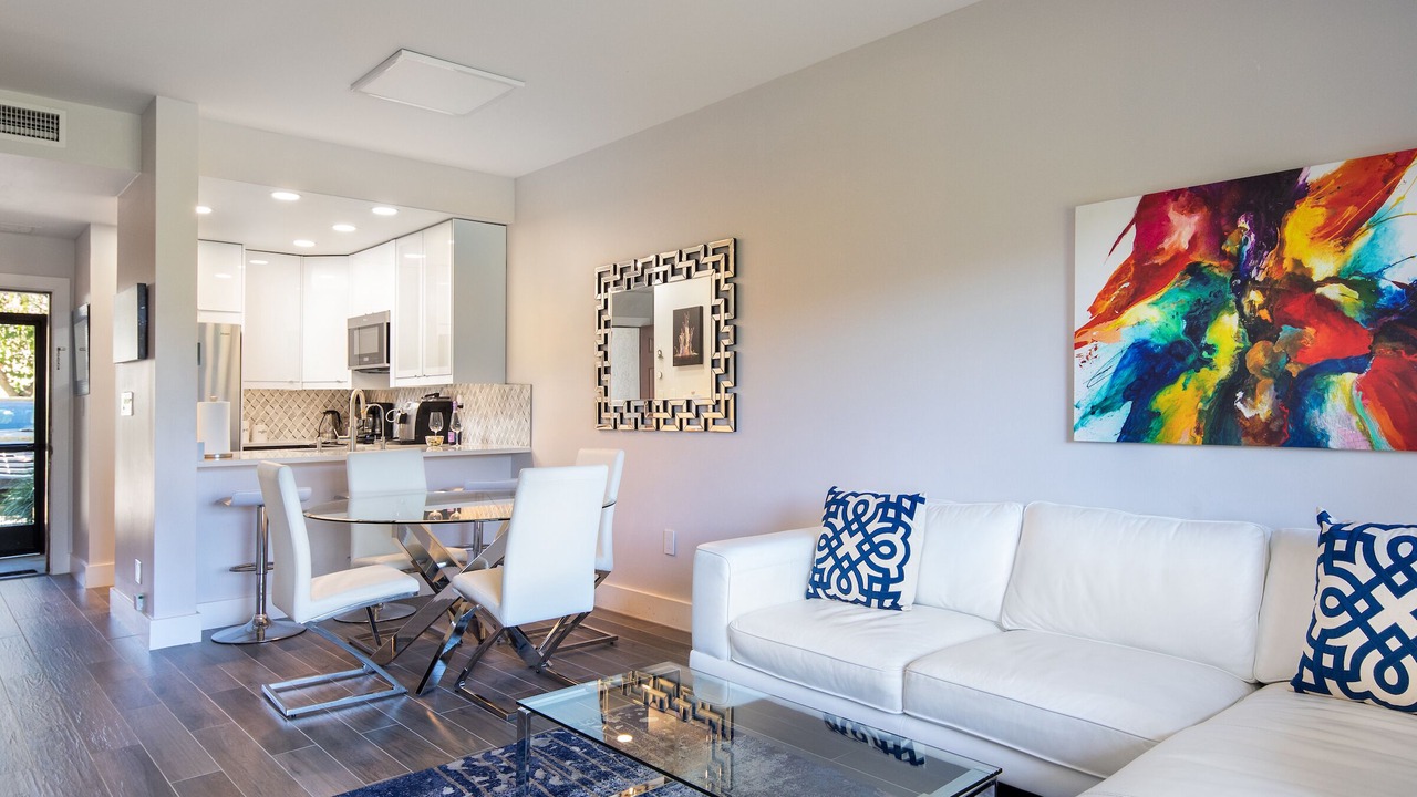 Photo of Livingroom in Central Naples
