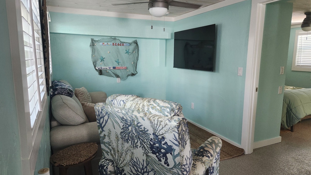 Photo of Bedroom in Mid Island