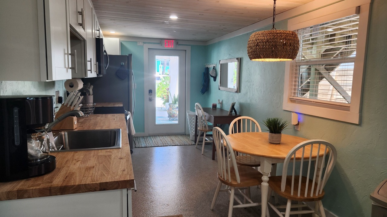 Photo of Kitchen in Mid Island