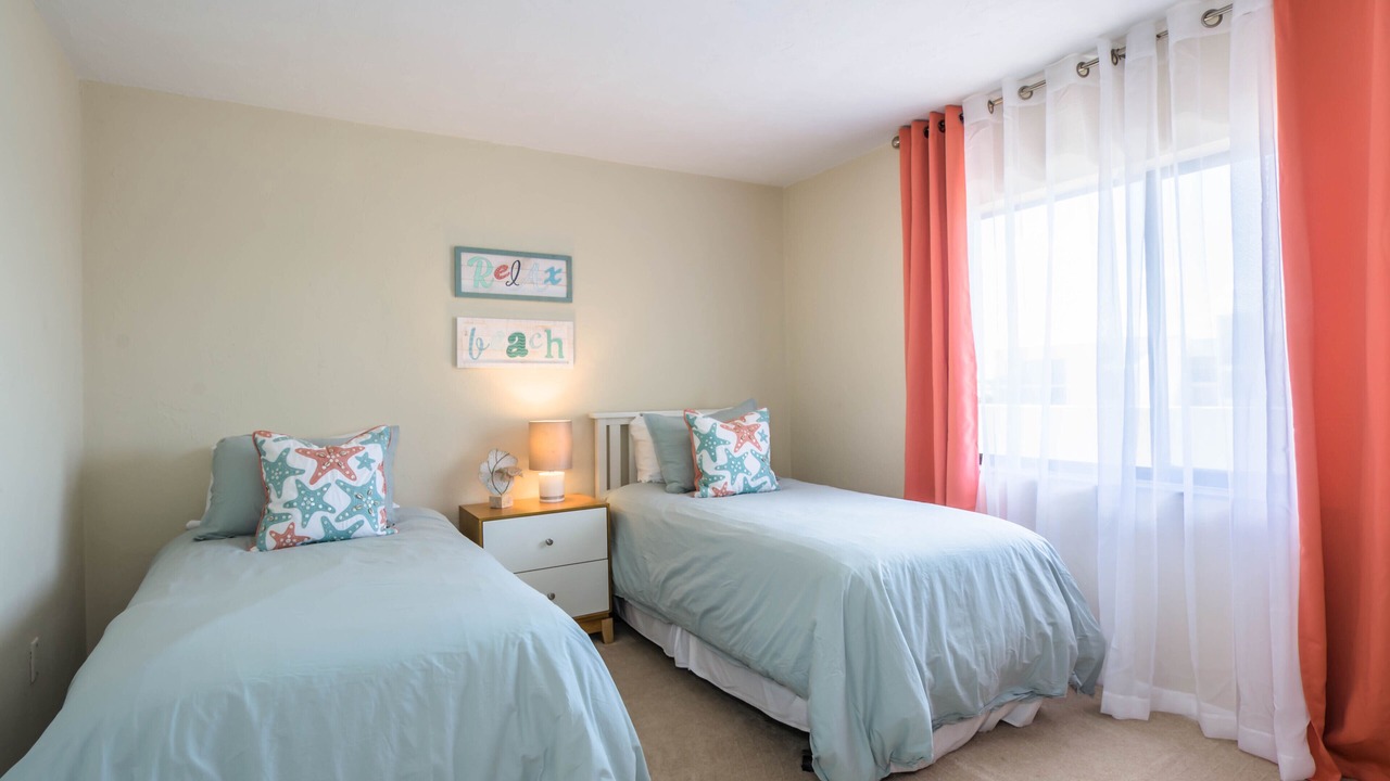 Photo of Bedroom in Vanderbilt Beach