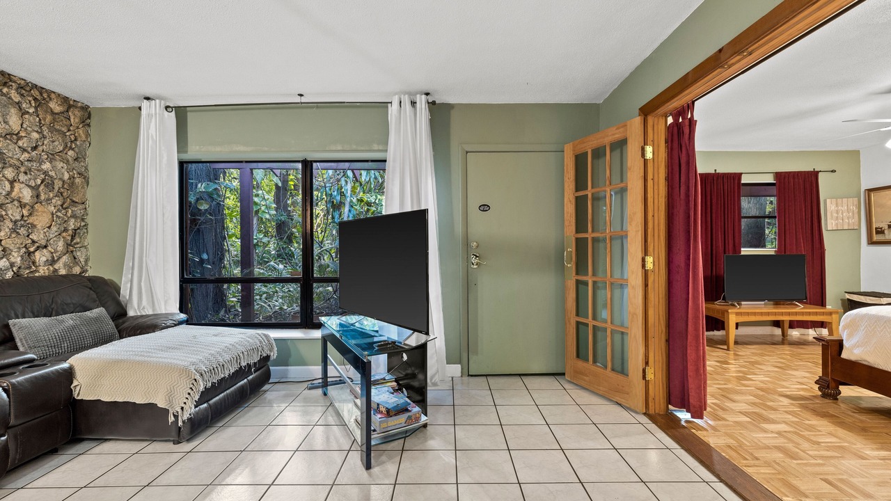 Photo of Bedroom in North Miami