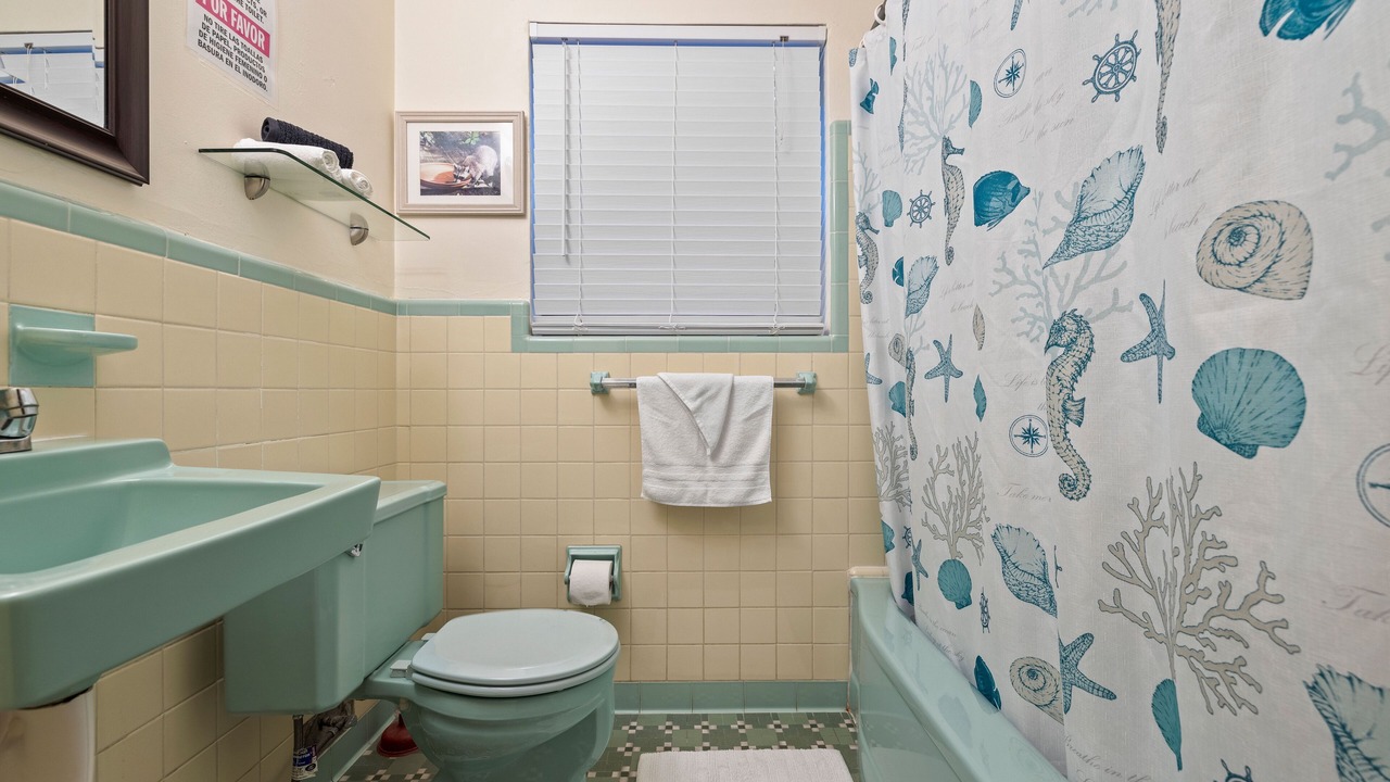 Photo of Bathroom in North Miami