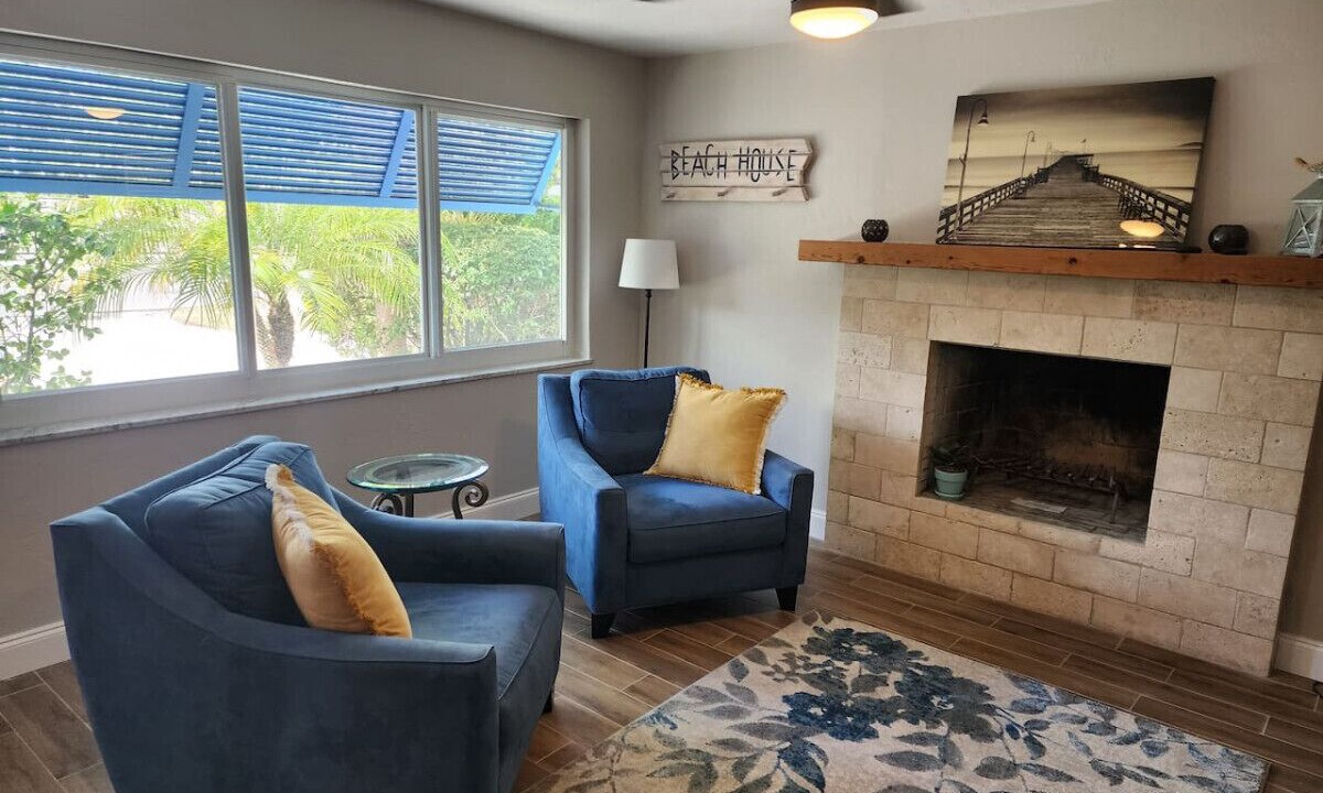 Photo of Livingroom in East Naples