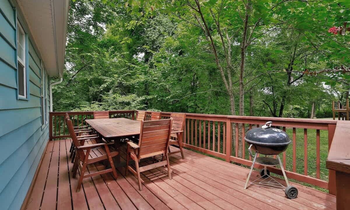Photo of Outdoor in Lookout Valley Neighborhood Association