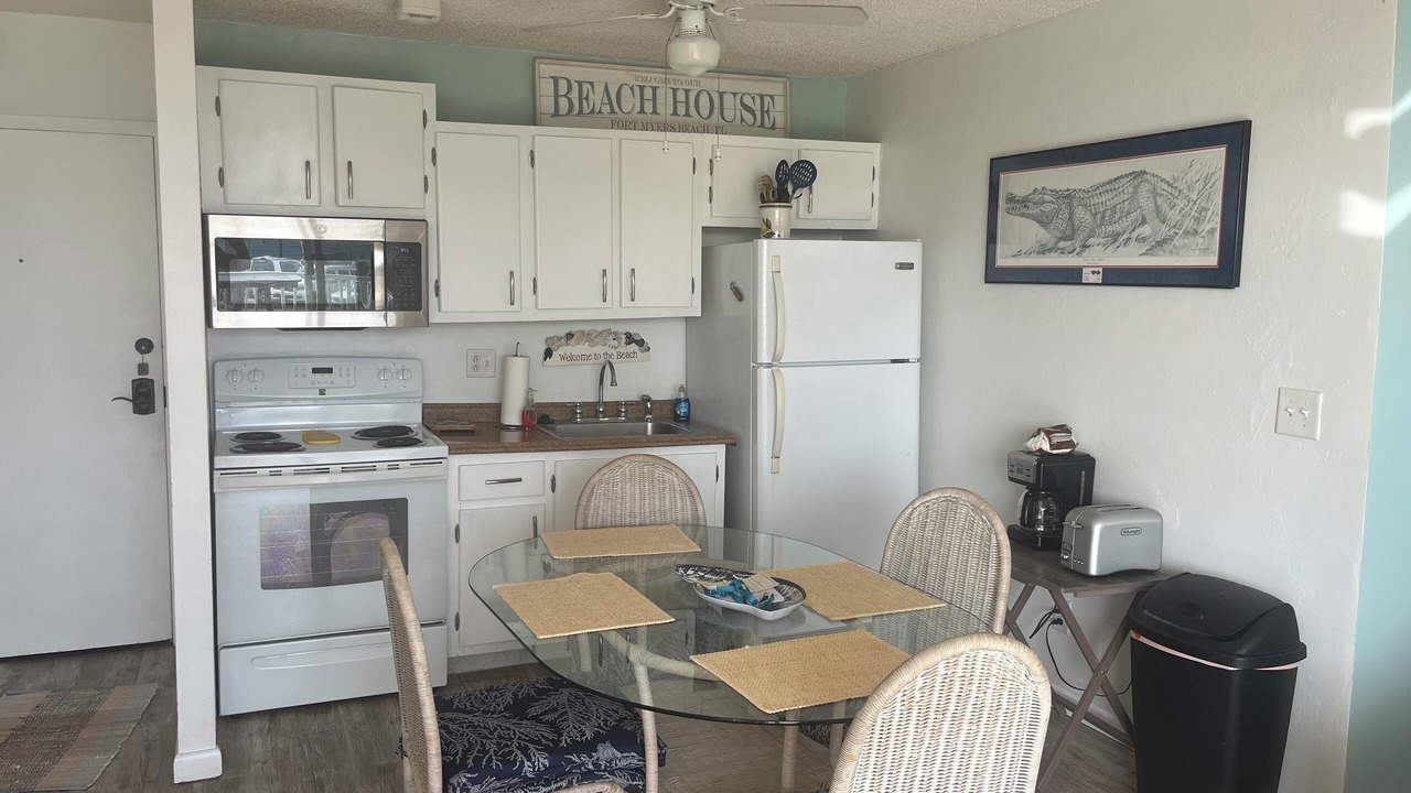 Photo of Kitchen in Laguna Shores