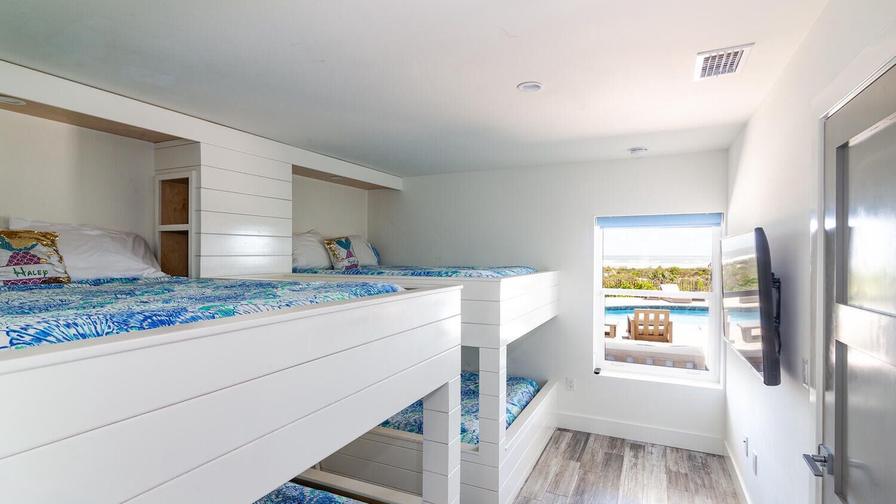 Photo of Bedroom in Butler Beach