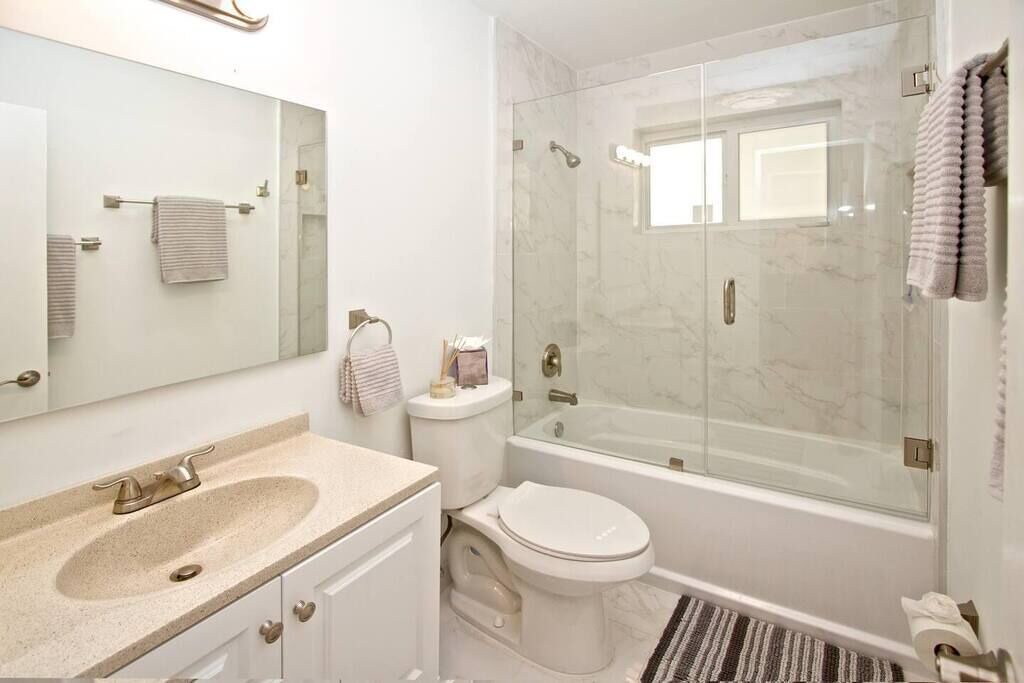 Photo of Bathroom in Santa Barbara Estates