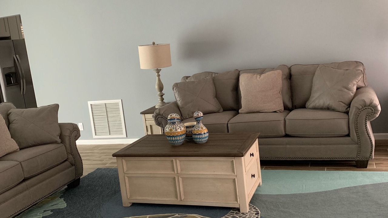 Photo of Livingroom in Westside