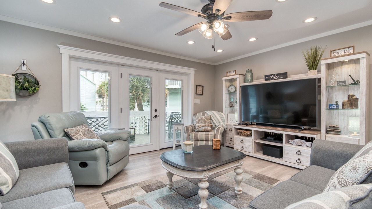 Photo of Livingroom in Navarre Beach