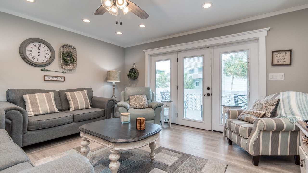 Photo of Livingroom in Navarre Beach