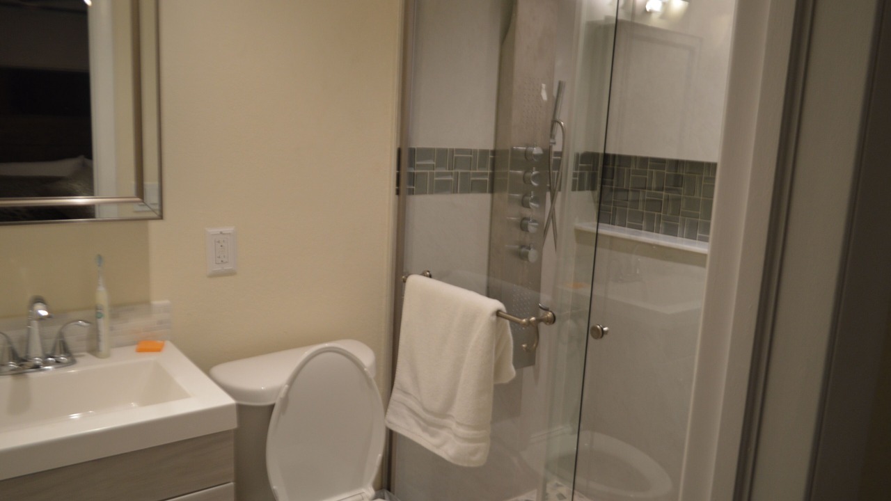 Photo of Bathroom in Coury
