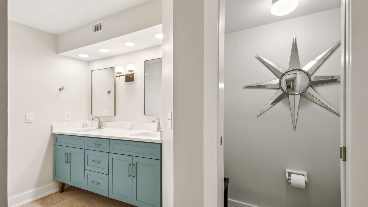 Photo of Bathroom in Amelia City