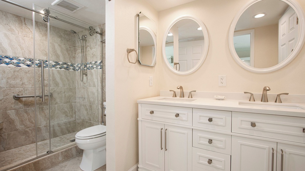 Photo of Bathroom in Beachview Country Club Estates