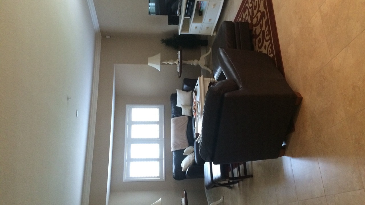 Photo of Livingroom in Gateway