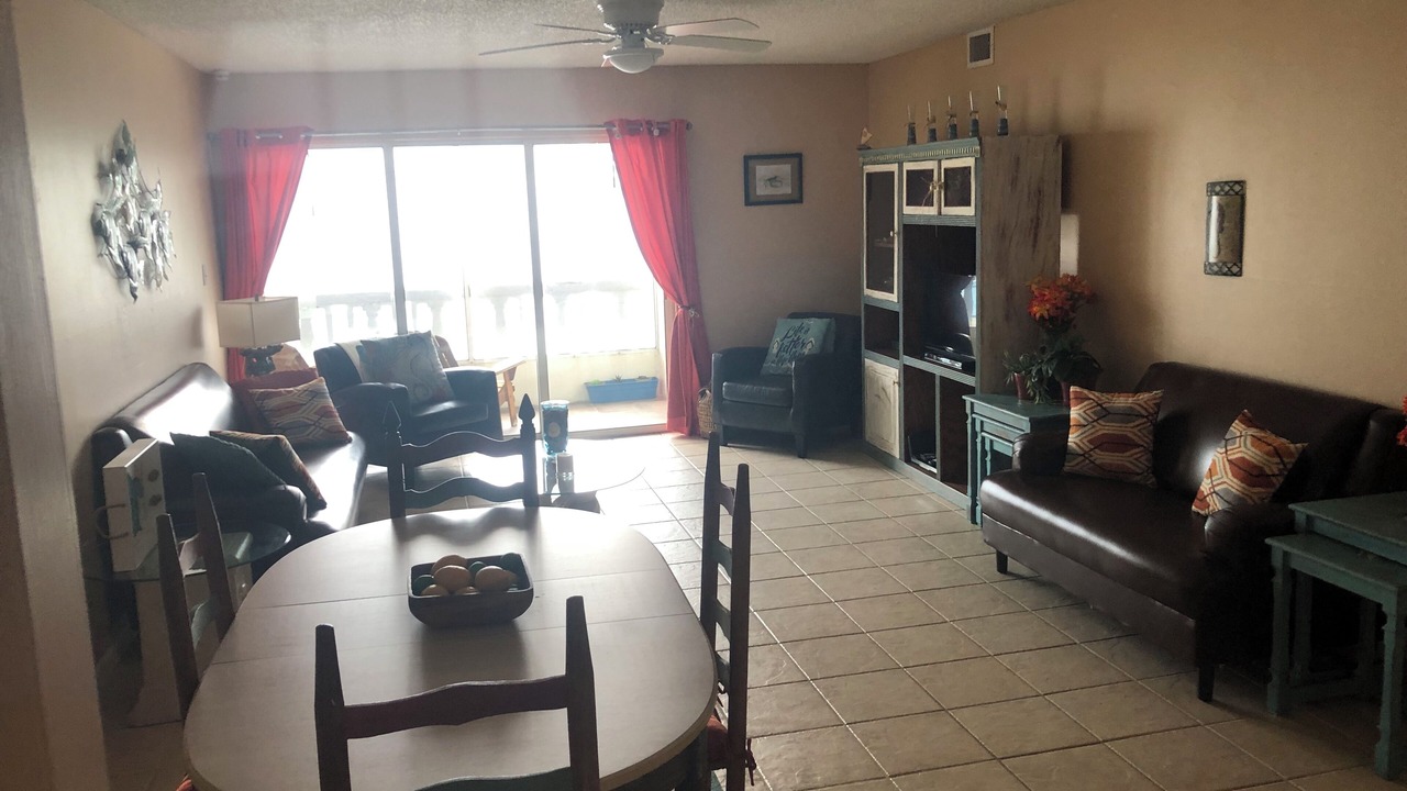 Photo of Livingroom in Ponce Inlet