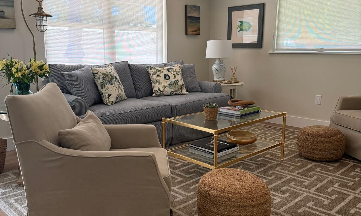 Photo of Livingroom in Royal Harbor