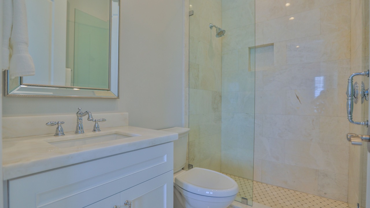 Photo of Bathroom in Venetian Shores