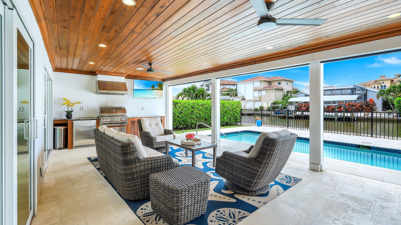 Photo of Patio Balcony in Connors