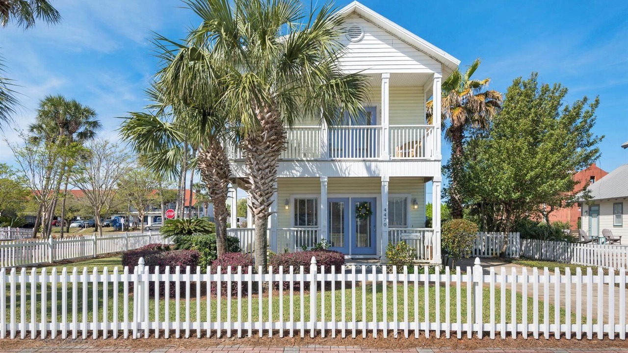 Photo of Outdoor in Crystal Shores