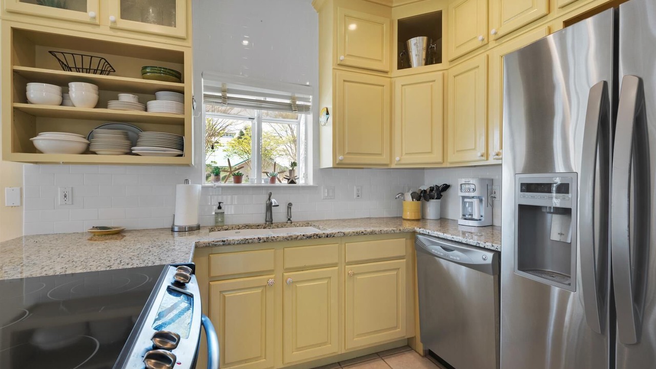 Photo of Kitchen in Crystal Shores