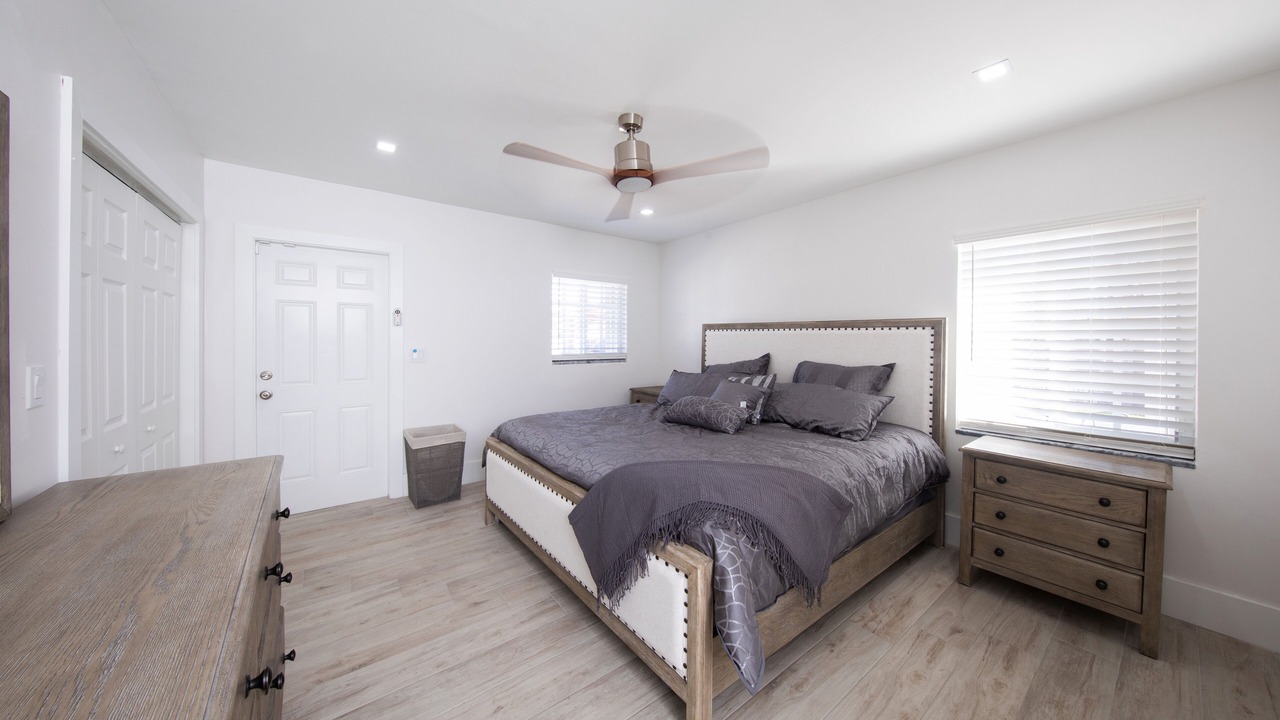 Photo of Bedroom in Downtown Hollywood
