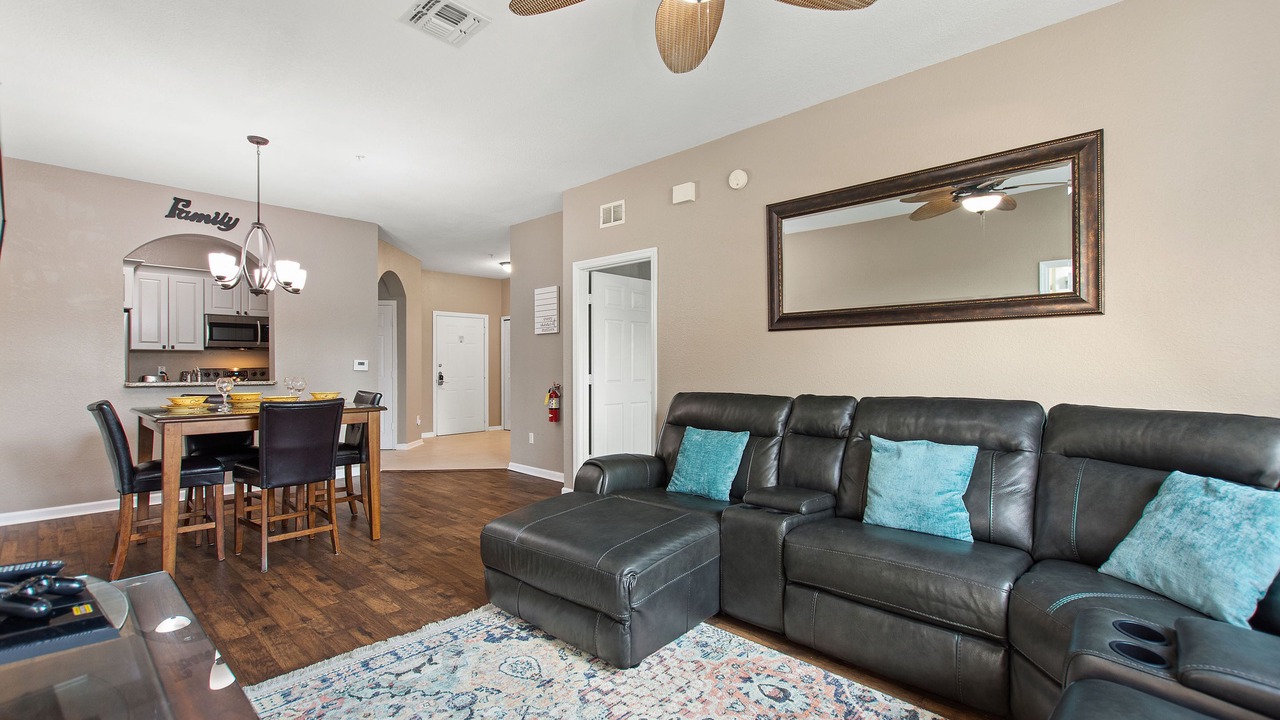 Photo of Livingroom in Windsor Hills