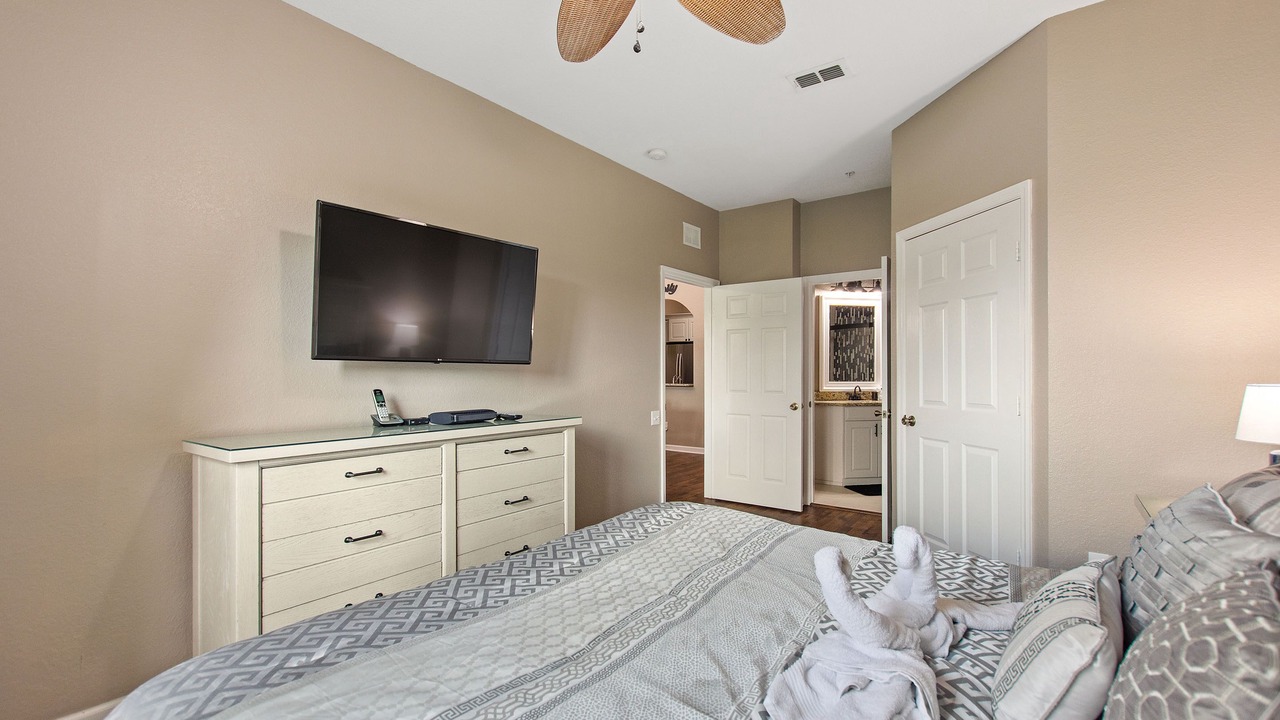 Photo of Bedroom in Windsor Hills