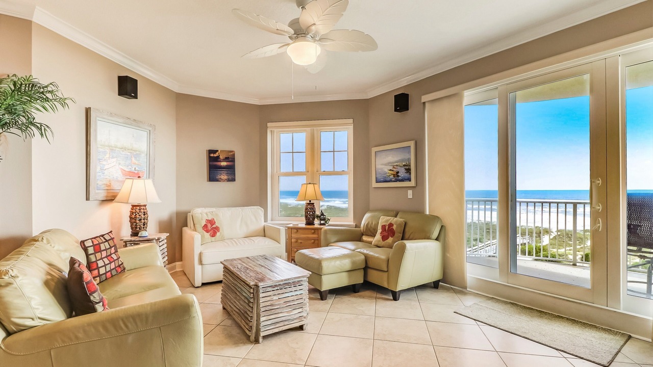 Photo of Livingroom in Amelia City