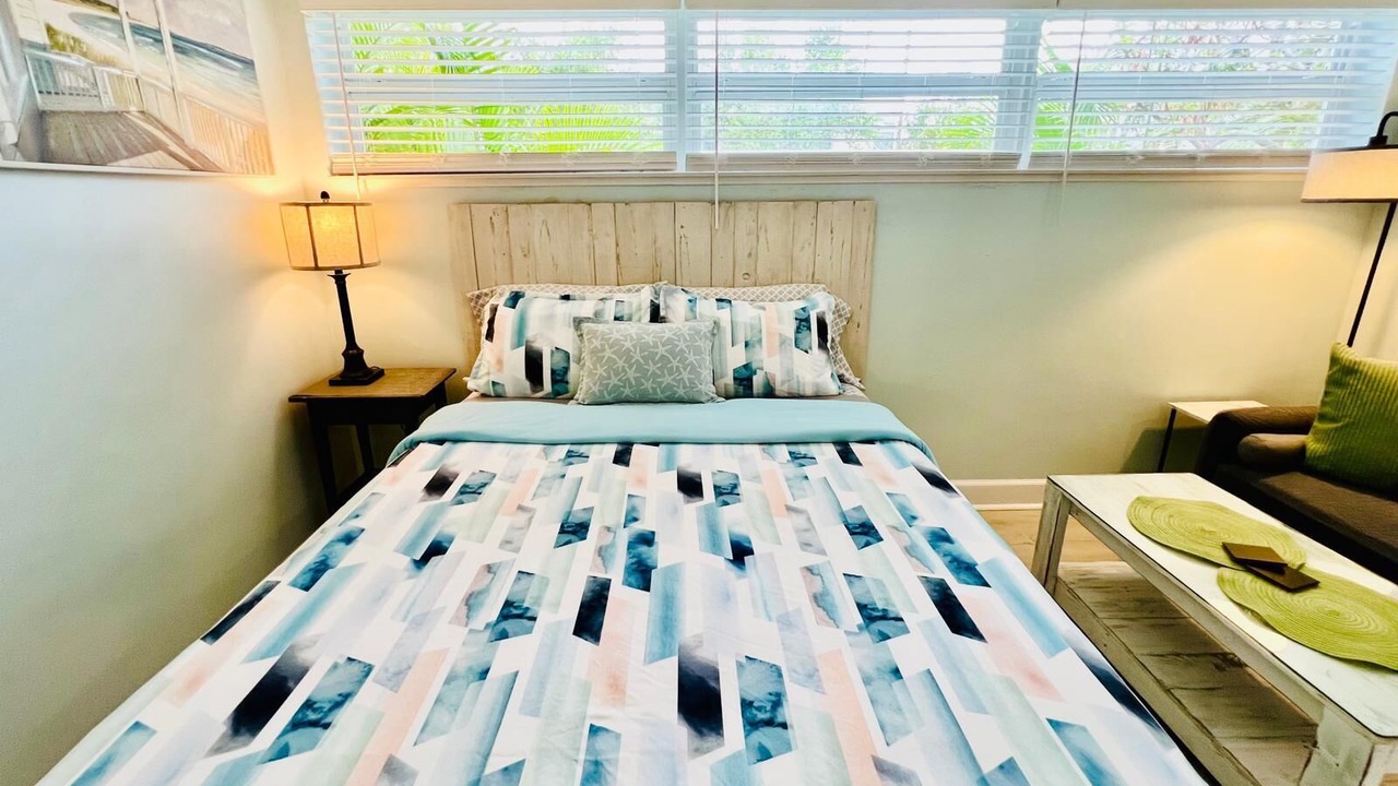 Photo of Bedroom in Lake Worth