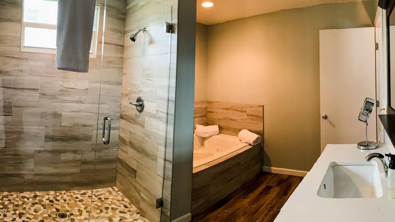 Photo of Bathroom in Loxahatchee Groves