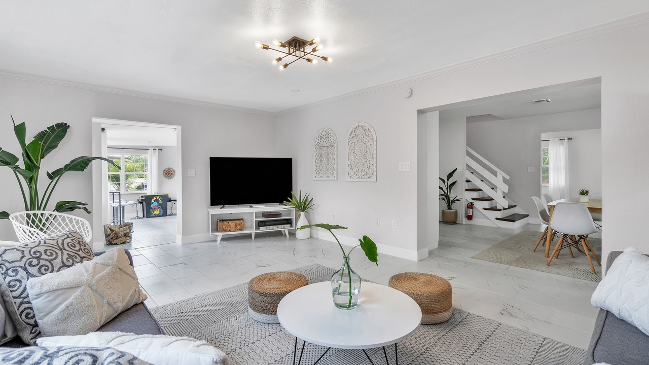 Photo of Livingroom in Bay Crest Park
