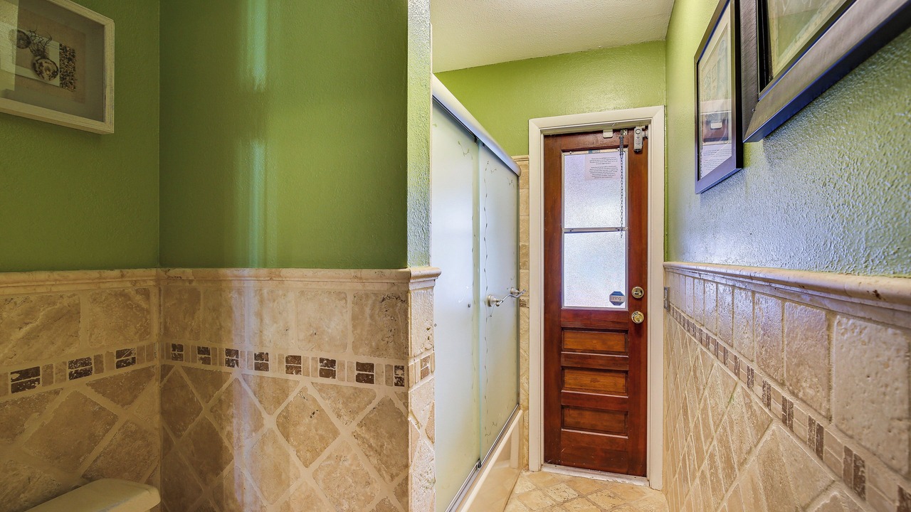 Photo of Bathroom in Coral Springs