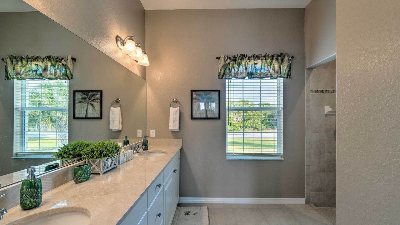 Photo of Bathroom in South Gulf Cove