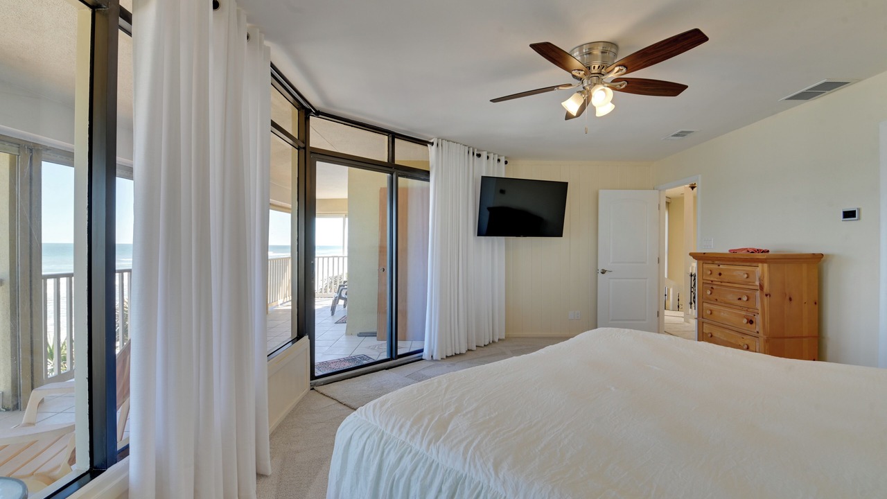 Photo of Bedroom in Wilbur-By-The-Sea
