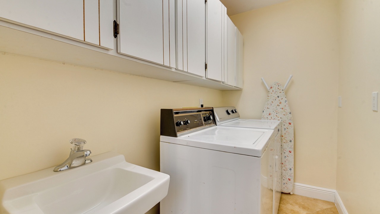 Photo of Bedroom in Wilbur-By-The-Sea