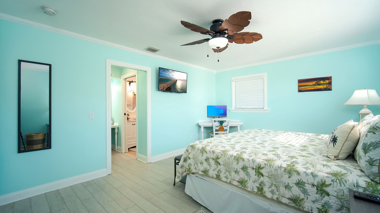 Photo of Bedroom in Cudjoe Key