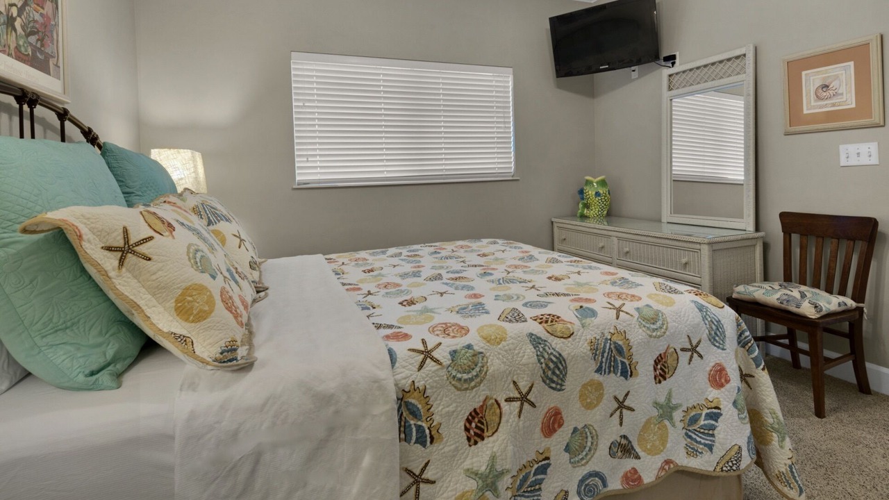 Photo of Bedroom in Navarre Beach