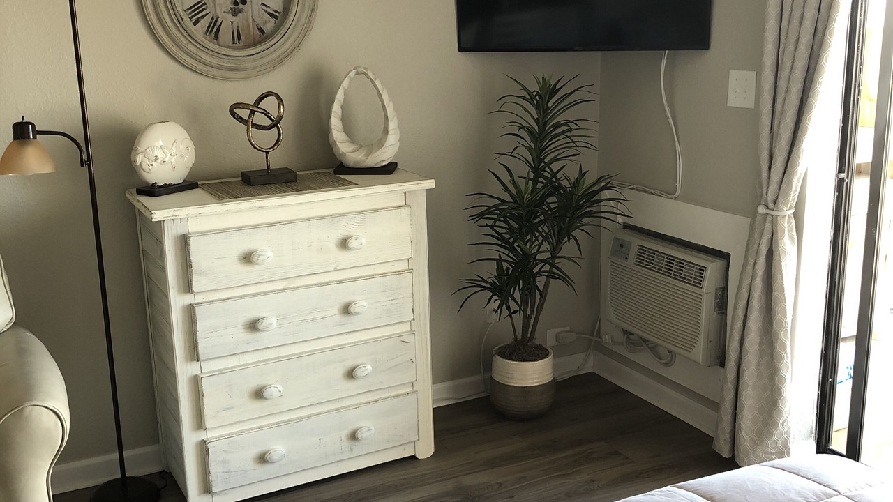 Photo of Bedroom in Orange Beach