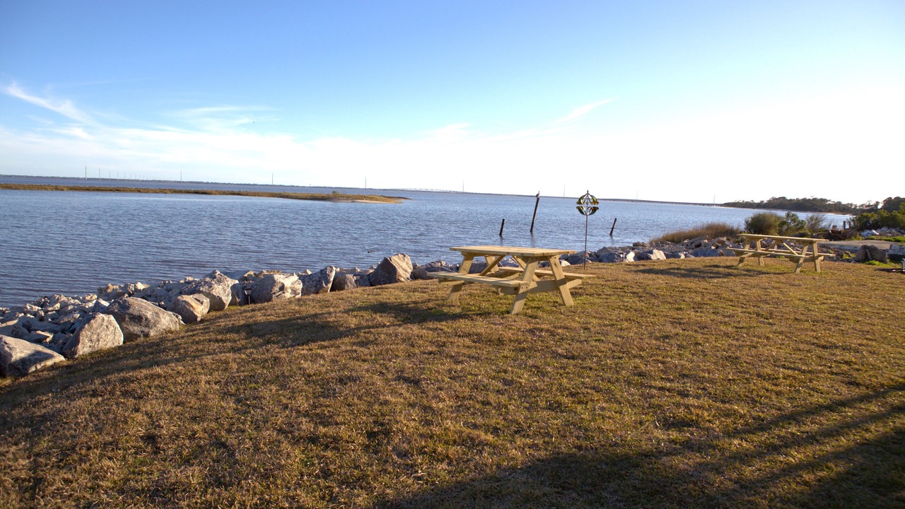 Photo of Outdoor in Eastpoint