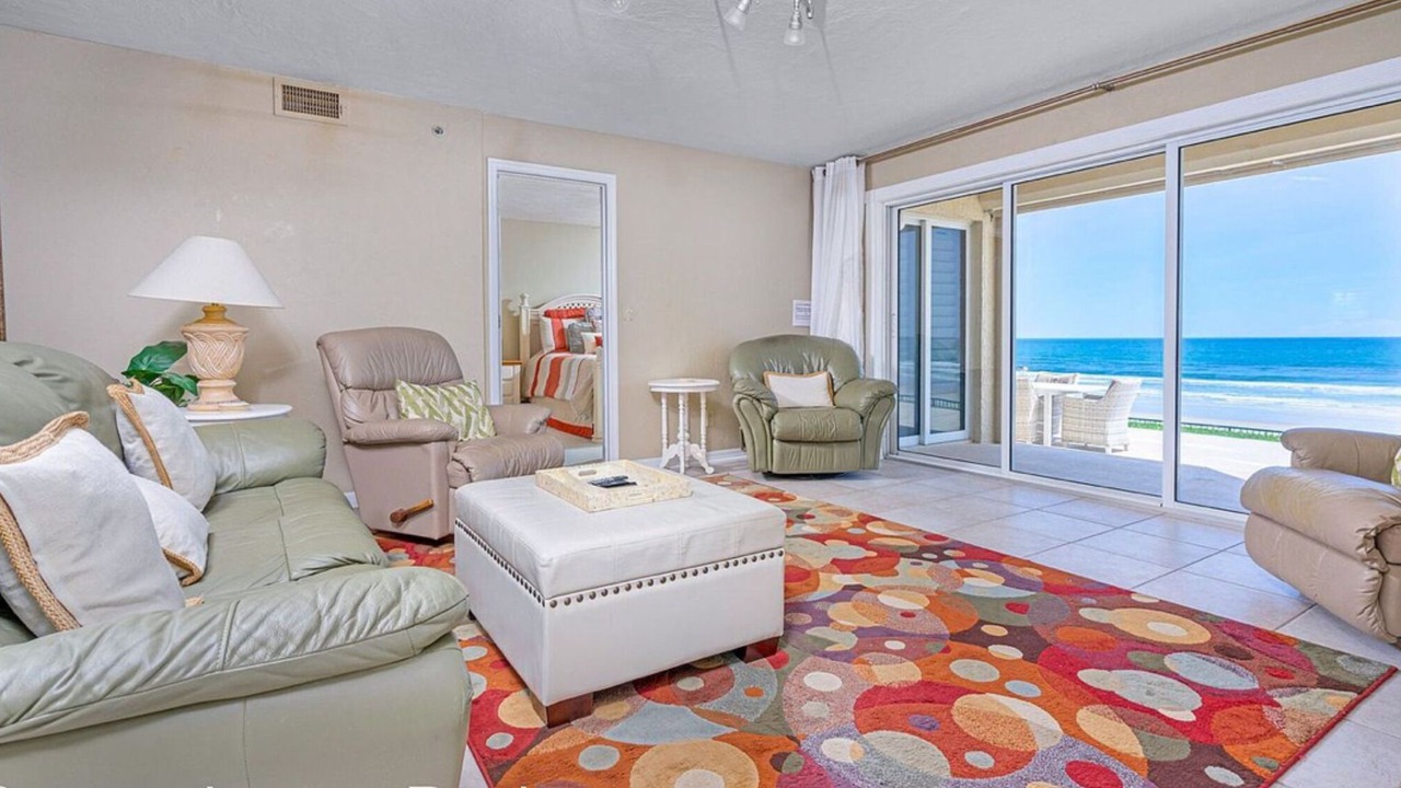 Photo of Livingroom in Ponce Inlet
