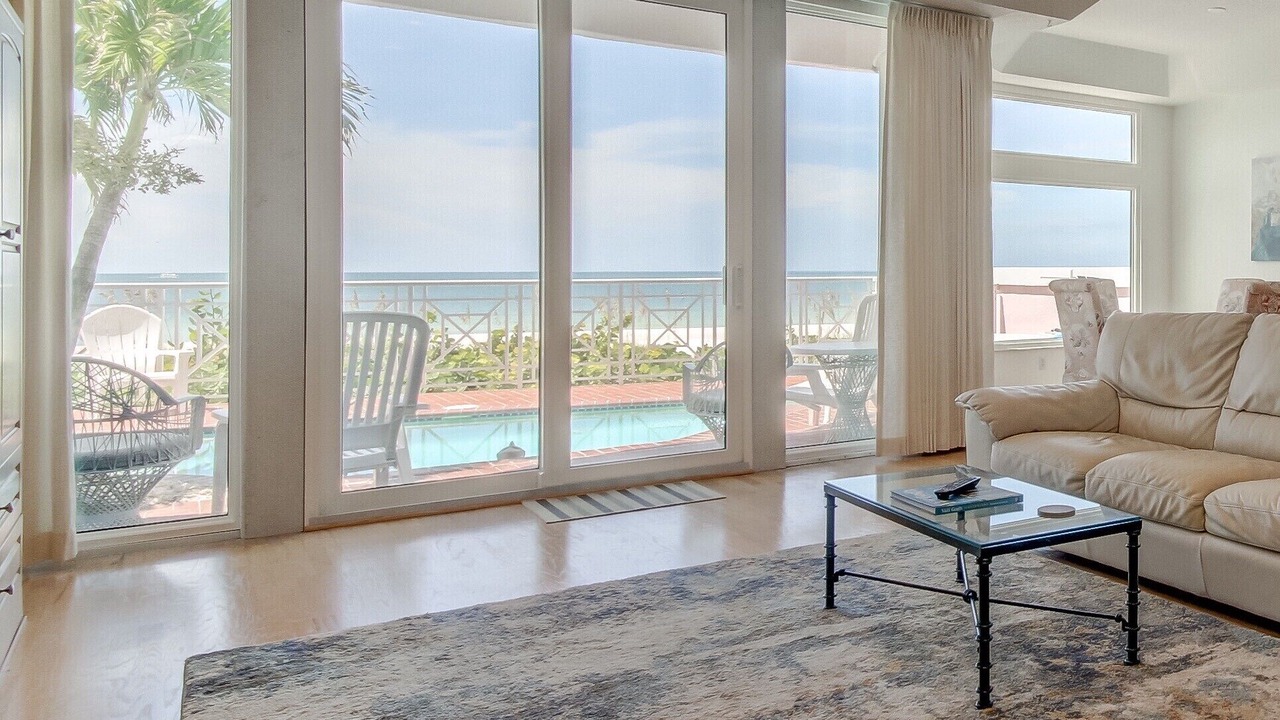 Photo of Livingroom in Belleair Beach